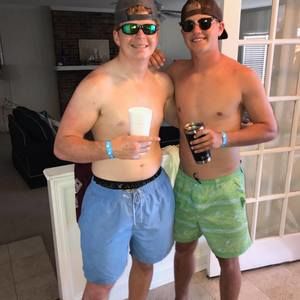 Meet your Posher, Max